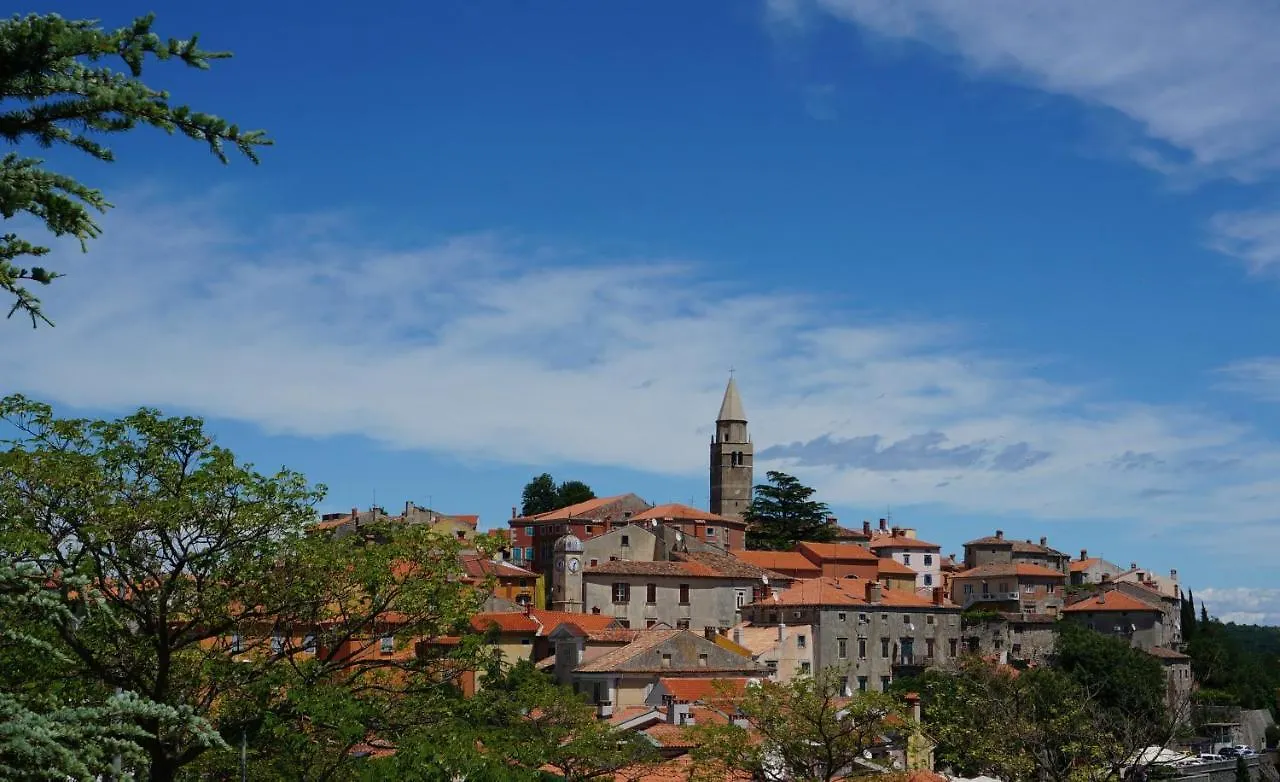Apartment Layla - Intermezzo With Sea View In Center Of Rabac Croatia