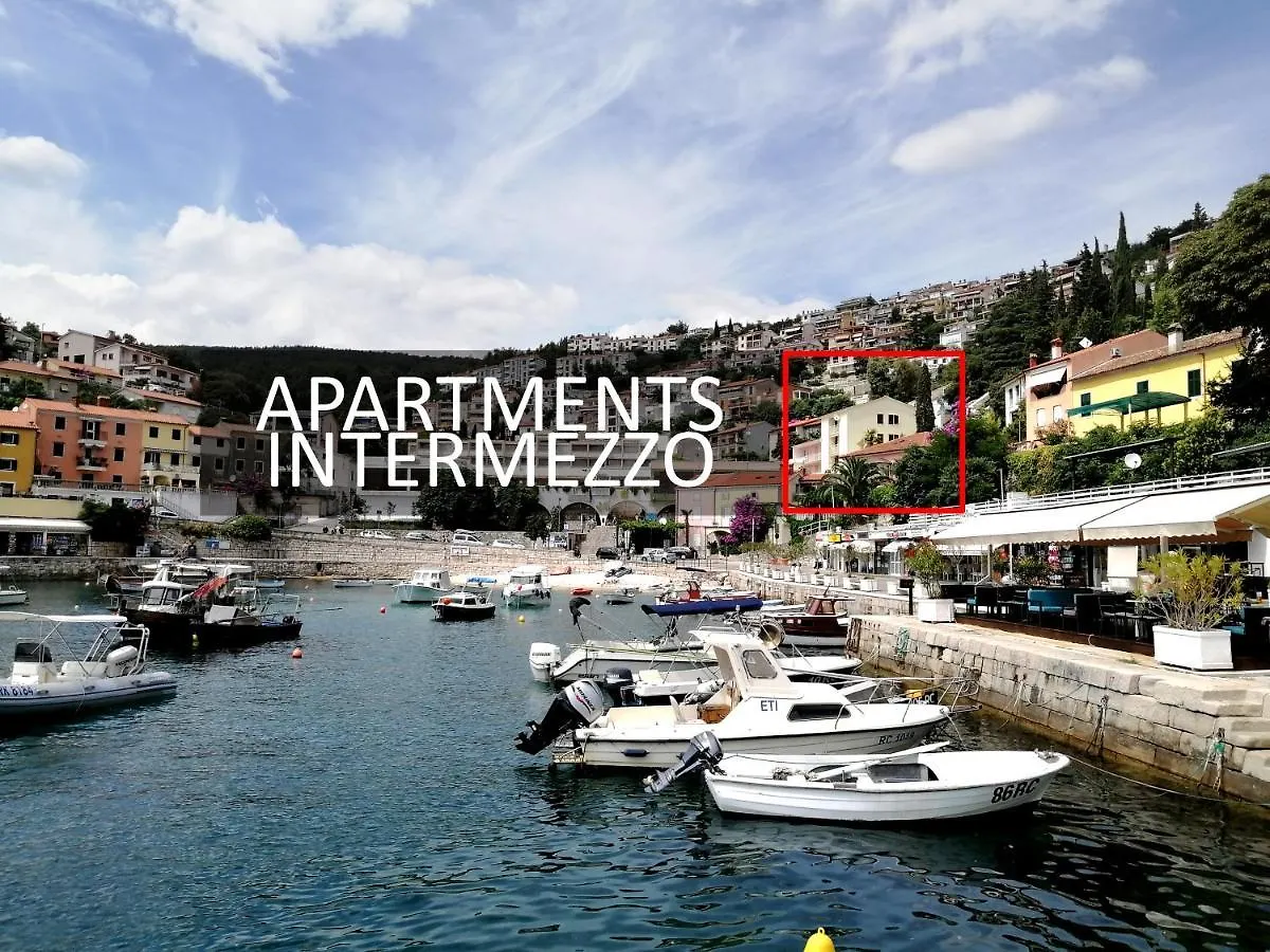 Apartment Layla - Intermezzo With Sea View In Center Of Rabac