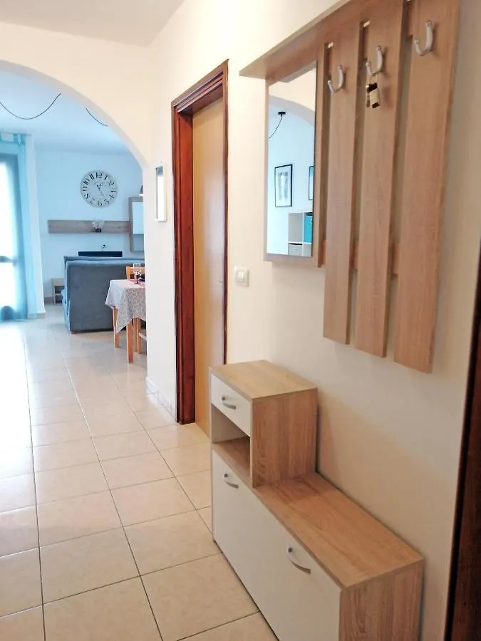 Apartment Layla - Intermezzo With Sea View In Center Of Rabac