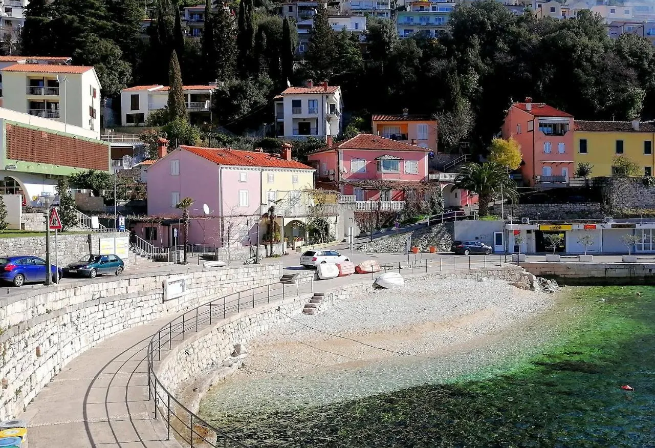 Apartment Layla - Intermezzo With Sea View In Center Of Rabac Κροατία
